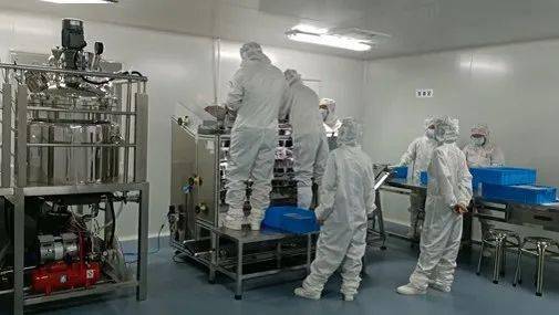 校企合作 玩轉 黑科技 世紀康泰醫美產品下線